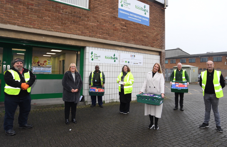 UK Flooring Direct Donates to Food Banks 