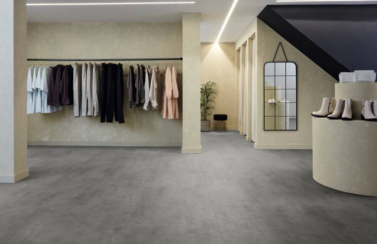 Karndean Designflooring LooseLay extra-large concrete design tiles